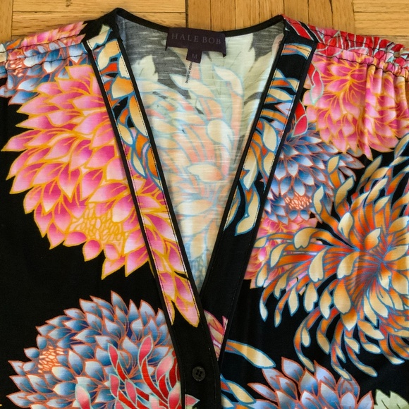 Hale Bob Lucia Floral Top Printed Blouse Tank Button Up Bold Flower Shirt NWOT - Picture 3 of 6